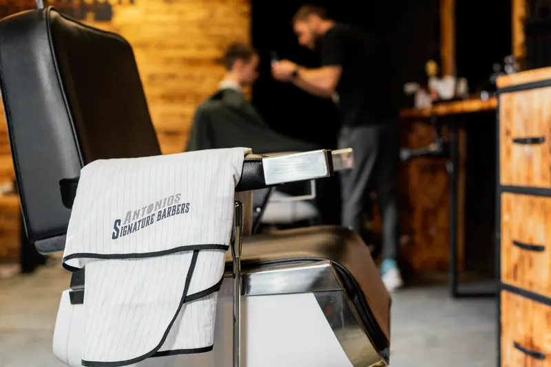 Antonio’s Prestige Barbers identity, application 3 of 13
