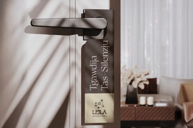 A Lejla door hanger that reads Tgawdija tas-Silenzju, the enjoyment of silence