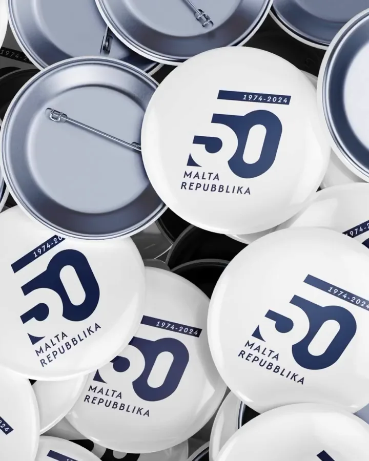 Malta Repubblika 50 identity, application 3 of 7